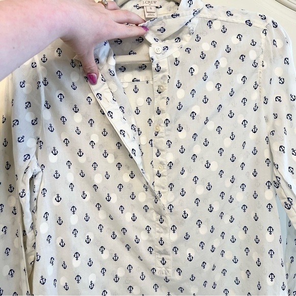 J Crew Factory Women’s Cotton Half Button-Down Top in Cream and Navy, Size Small - Picture 6 of 10
